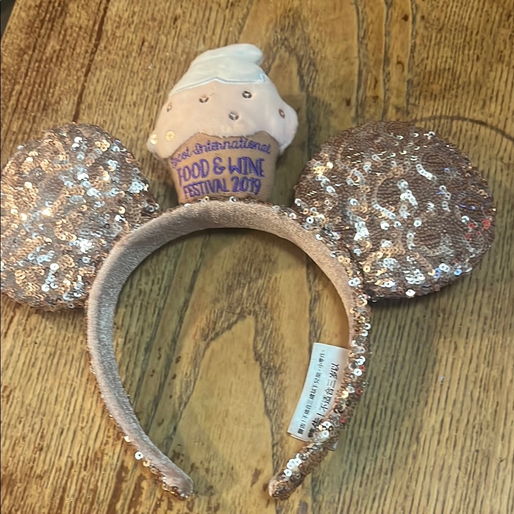 Disney Gold Minnie Mouse ears Food and Wine 2019